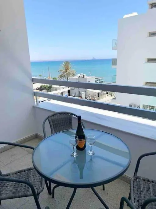 Emma Sea View Suite Λάρνακα 0*,  Κύπρος