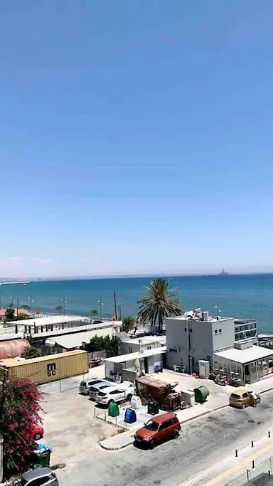 Διαμέρισμα Emma Sea View Suite Λάρνακα